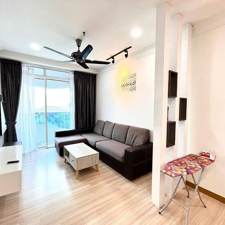Concept Suite 05 @ The Wave Residence Tranquerah المظهر الخارجي الصورة