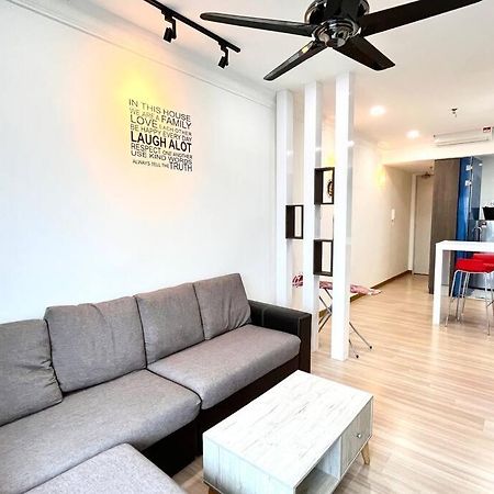Concept Suite 05 @ The Wave Residence Tranquerah المظهر الخارجي الصورة