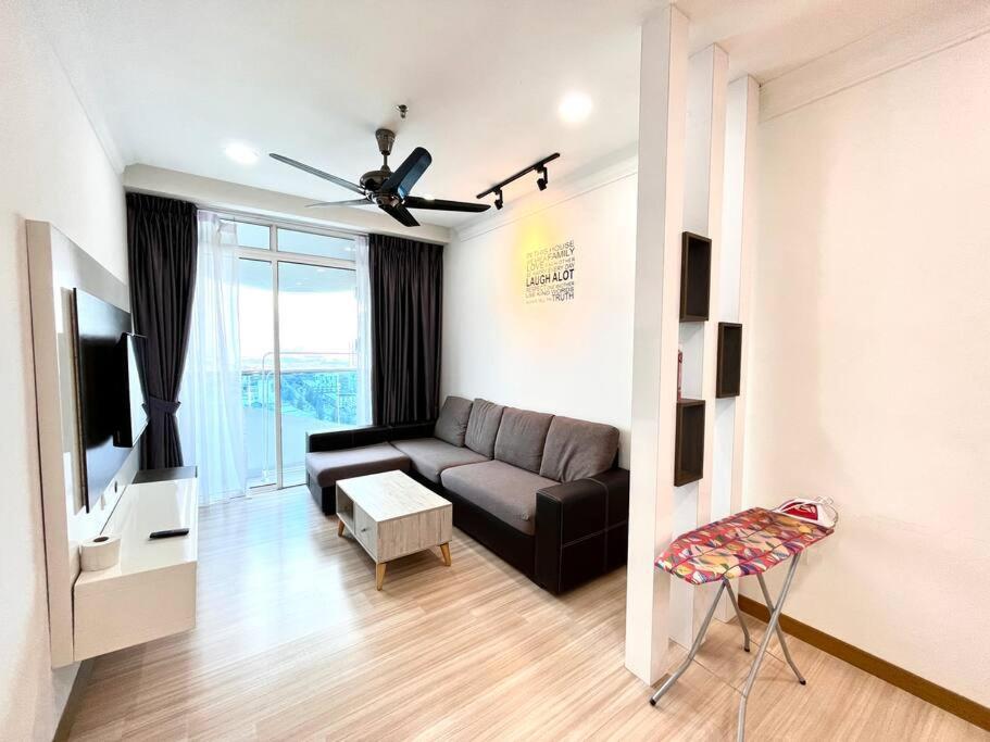 Concept Suite 05 @ The Wave Residence Tranquerah المظهر الخارجي الصورة