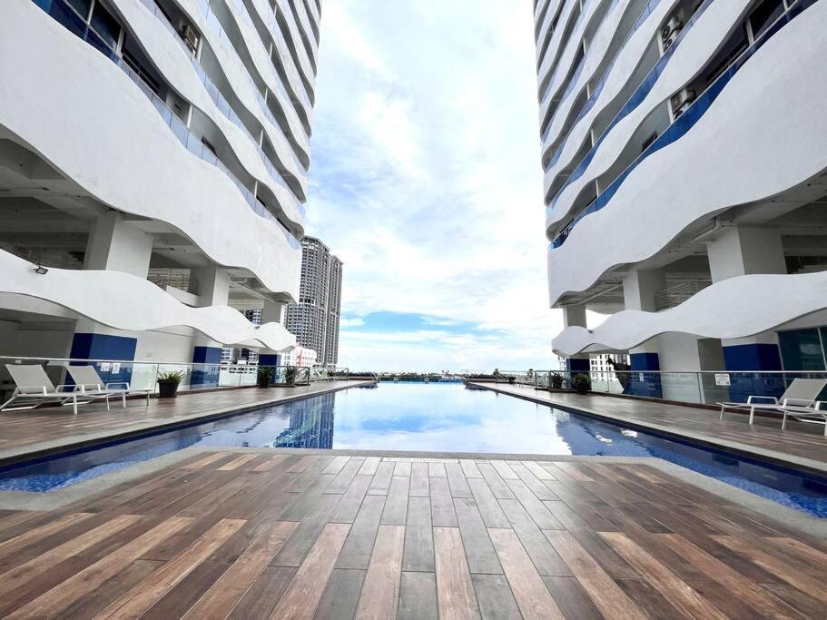 Concept Suite 05 @ The Wave Residence Tranquerah المظهر الخارجي الصورة
