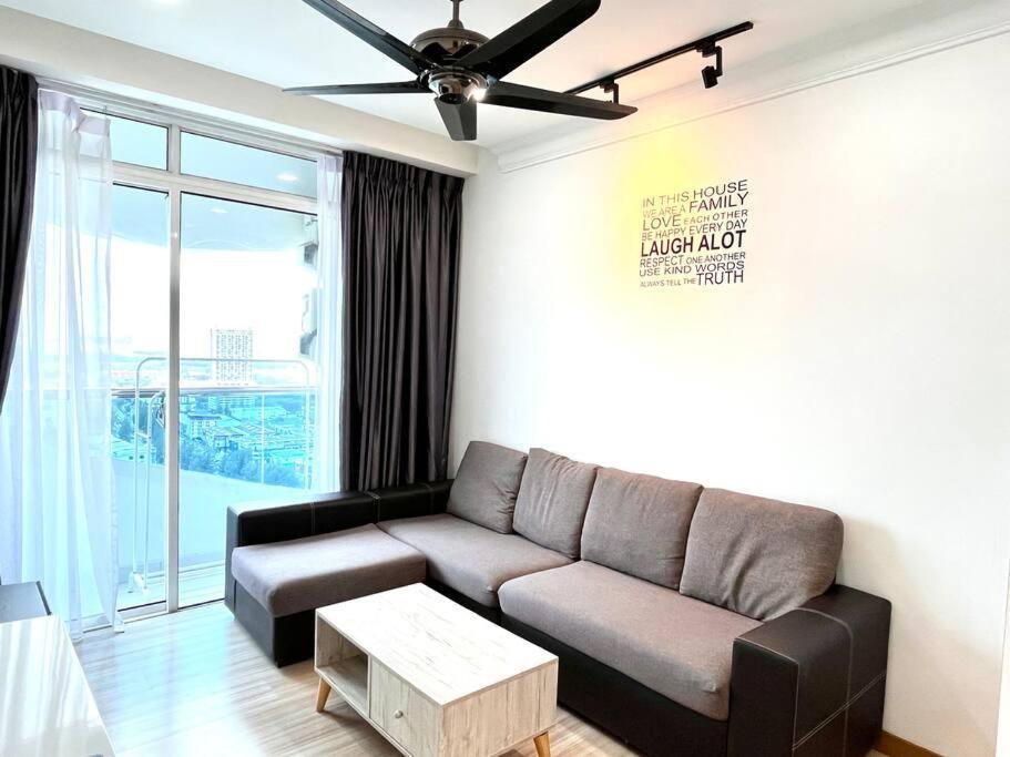 Concept Suite 05 @ The Wave Residence Tranquerah المظهر الخارجي الصورة